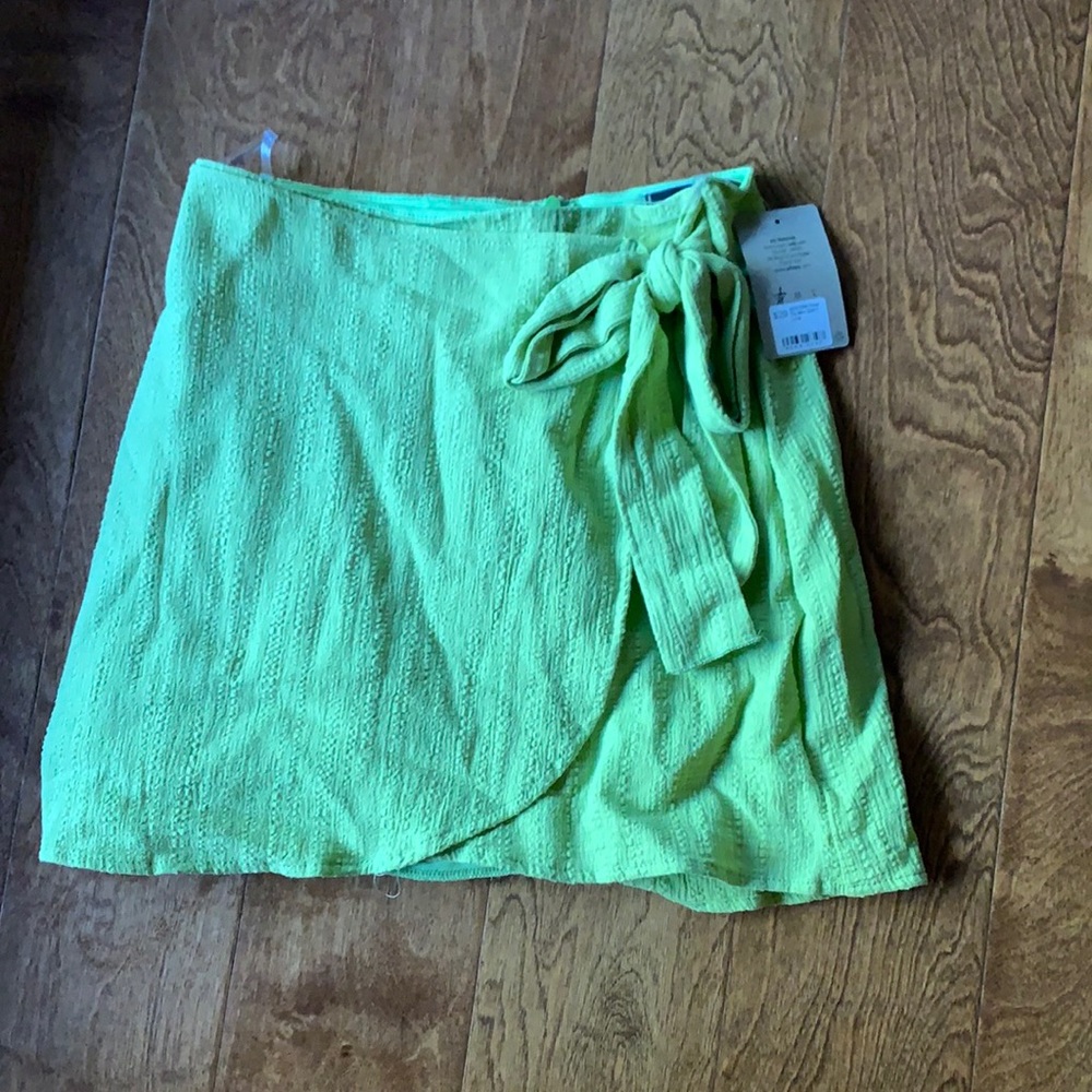 Lime green tie skirt S